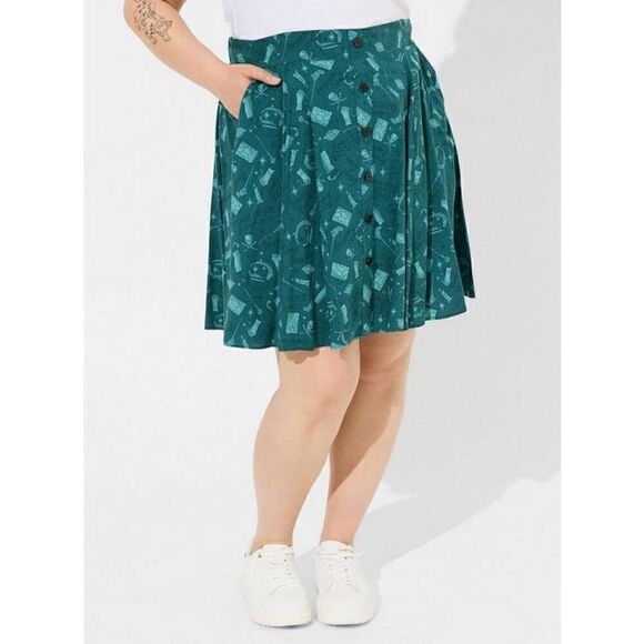 Torrid Disney Hocus Pocus Mini Challis Button Front Skirt Sz 2 - Picture 1 of 4